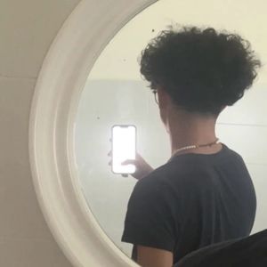 Meet your Posher, Alejandro